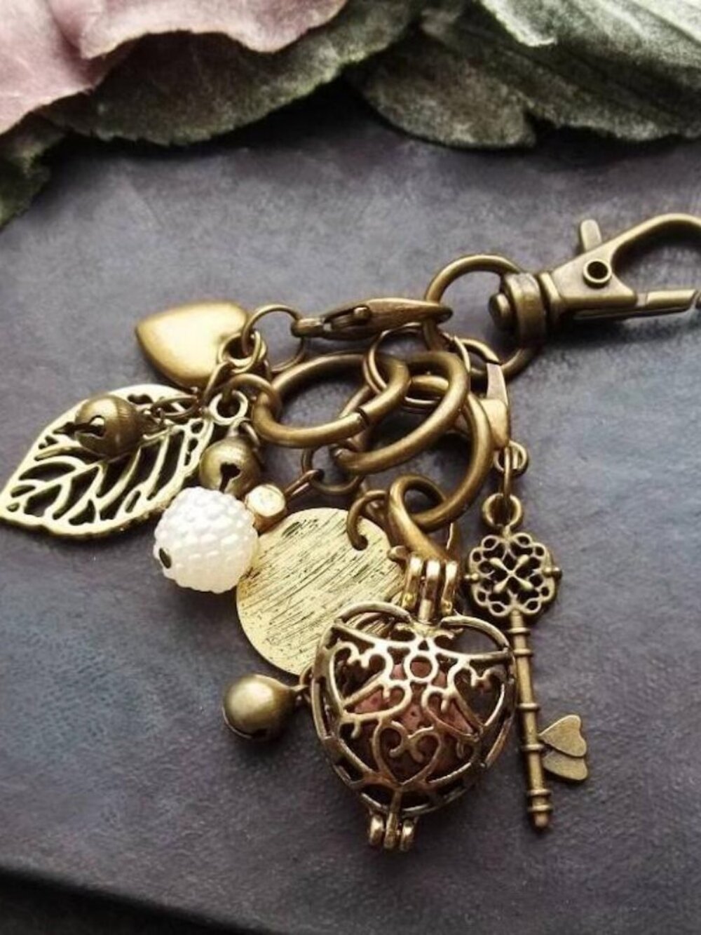 Bronze Heart Oil Diffuser Keychain Bag Charm Set Charm Key Zipper Pull Handmade